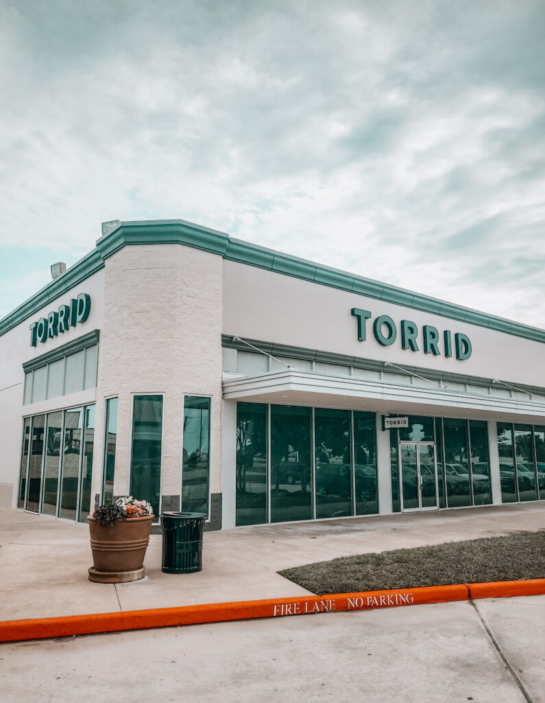 Torrid retail storefront completed by Synergy Commercial Construction featuring exterior facade and tenant signage