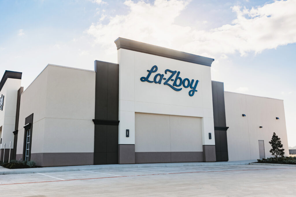 La-Z-Boy retail building exterior signage and facade completed by Synergy Commercial Construction